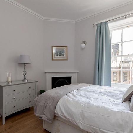 Joivy Glamorous Flat Near City Centre Apartment Edinburgh Exterior photo