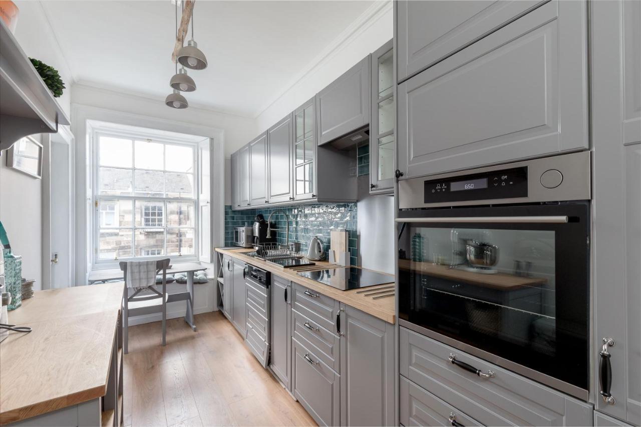 Joivy Glamorous Flat Near City Centre Apartment Edinburgh Exterior photo