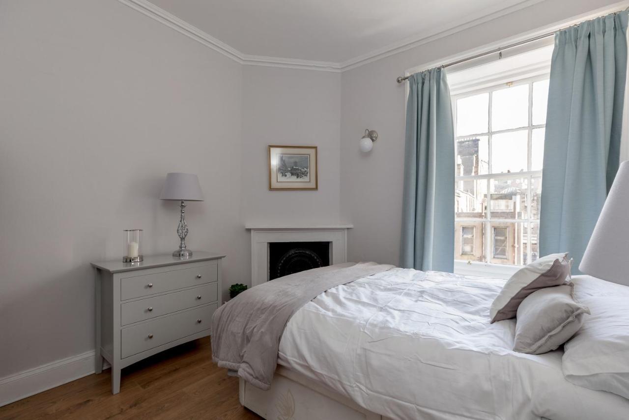 Joivy Glamorous Flat Near City Centre Apartment Edinburgh Exterior photo