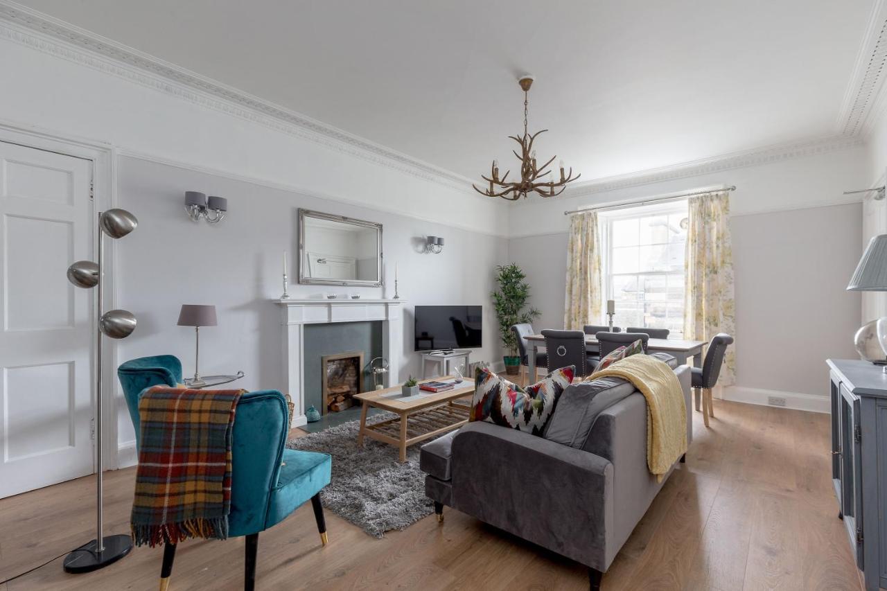 Joivy Glamorous Flat Near City Centre Apartment Edinburgh Exterior photo